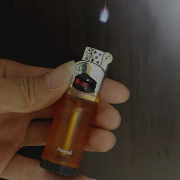 Yaratıcı Meşale Yüzen Yangın Çakmaktaşı Çakmak Taşlama Ücretsiz Yangın Bütan Gaz Çakmak Şişme Puro Sigara Hediye Adam İçin
