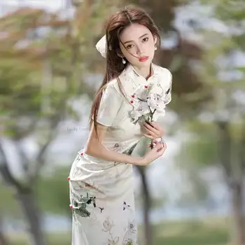 Yeni Yaz Taze Geliştirilmiş Günlük Zarif Retro Çin Tarzı Kadın Uzun Cheongsam Çiçek Baskı Kısa Kollu Qipao